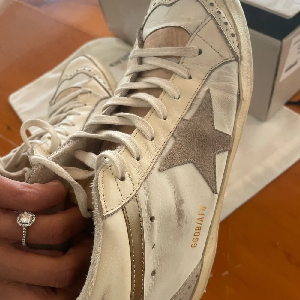 Golden Goose Mid Stars Sneakers